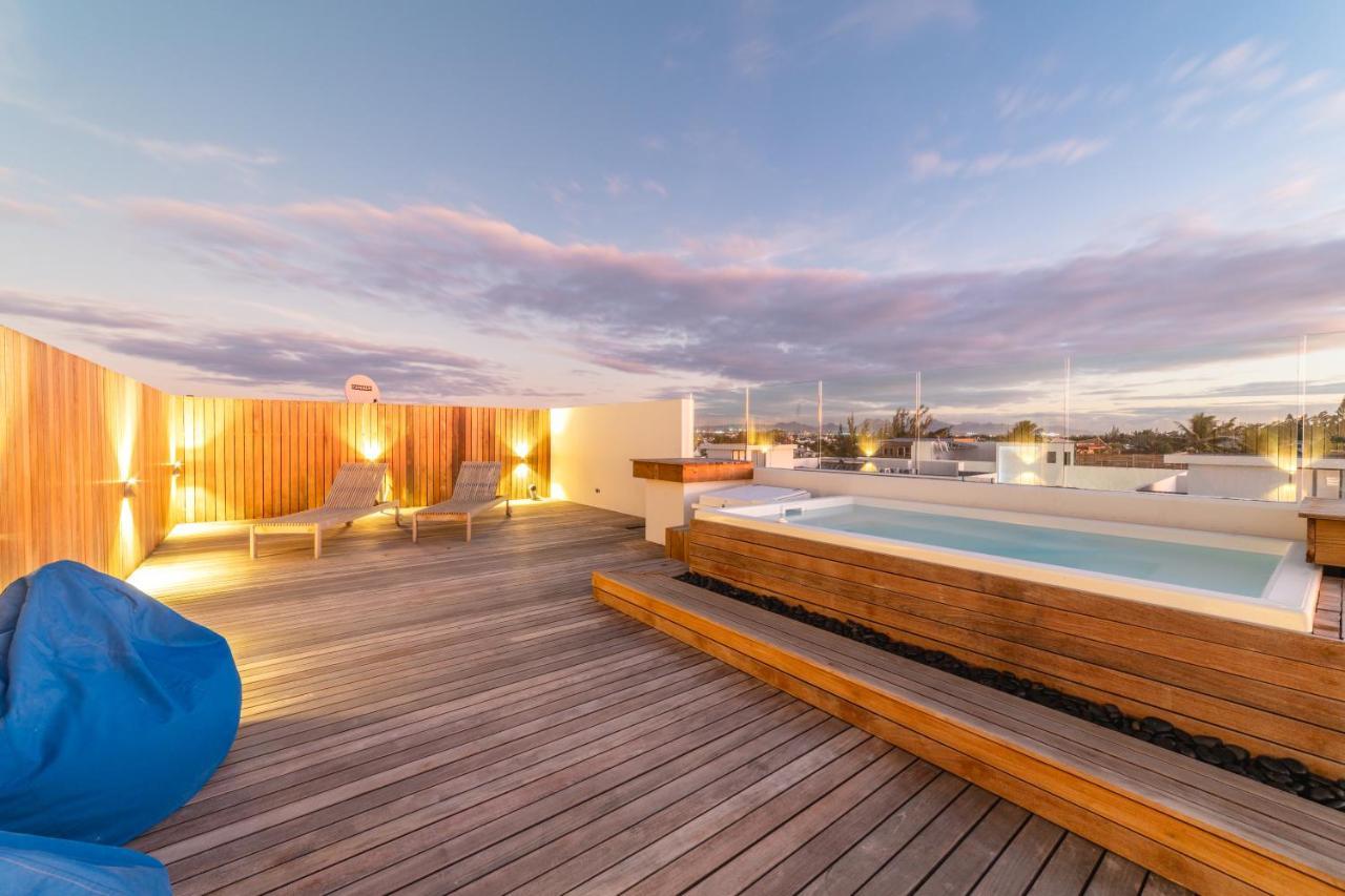 Penthouse 13 - One Bay Residence With Private Rooftop Terrace And Dip In Pool Pereybere Beach Eksteriør bilde