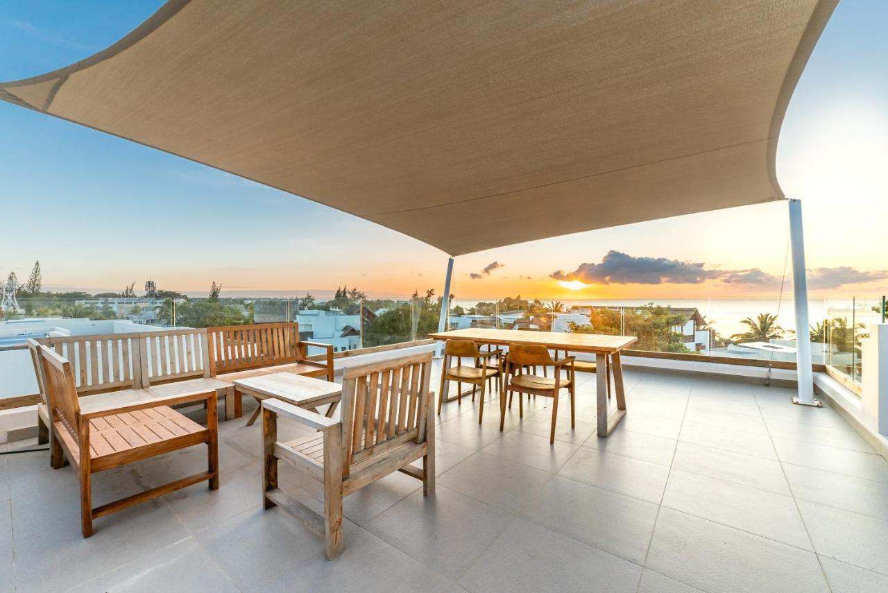 Penthouse 13 - One Bay Residence With Private Rooftop Terrace And Dip In Pool Pereybere Beach Eksteriør bilde