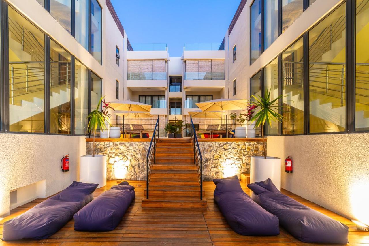 Penthouse 13 - One Bay Residence With Private Rooftop Terrace And Dip In Pool Pereybere Beach Eksteriør bilde