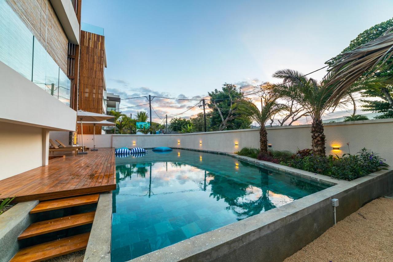 Penthouse 13 - One Bay Residence With Private Rooftop Terrace And Dip In Pool Pereybere Beach Eksteriør bilde